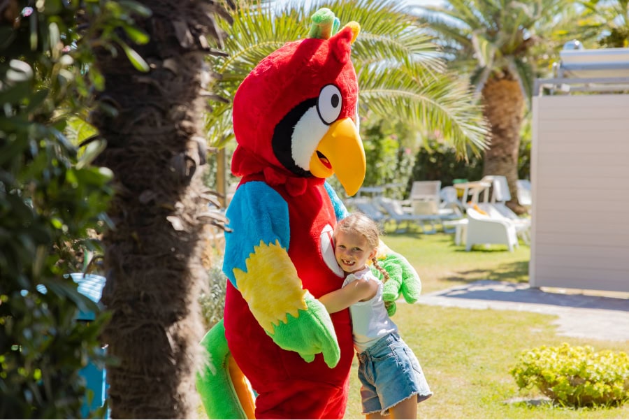 Pimpy, la mascotte del Family Hotel Imperial Family Beach di Marotta